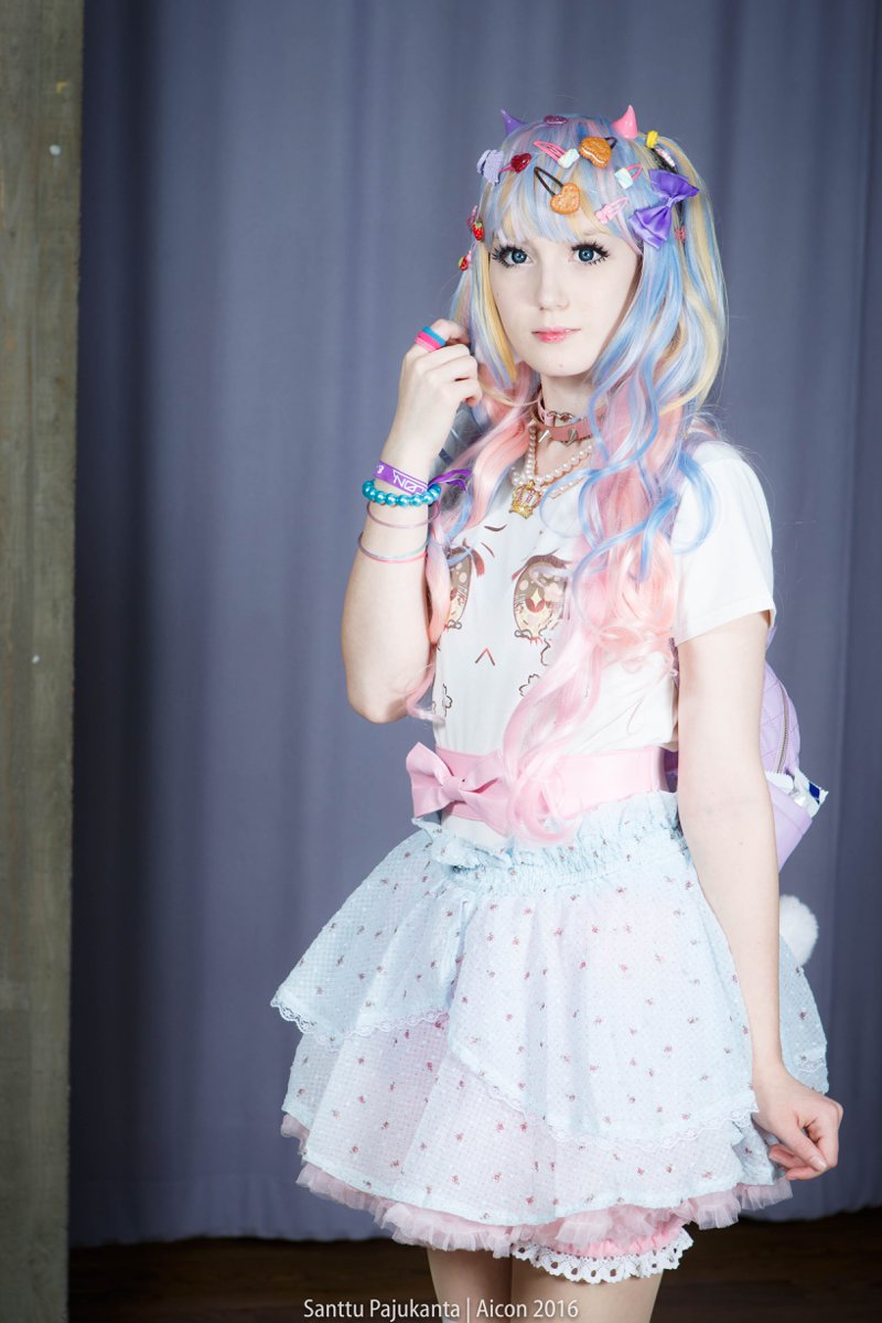 AICN0112