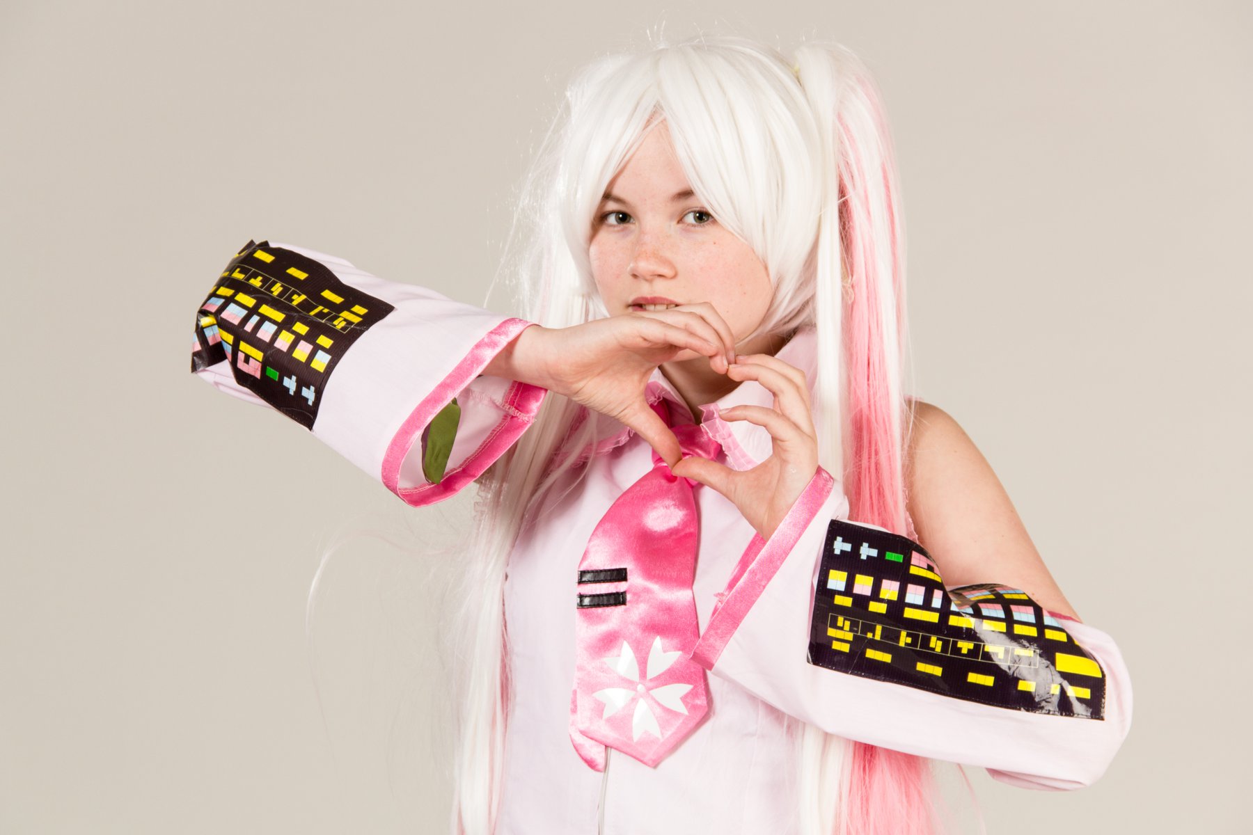 desu-hl-la-195