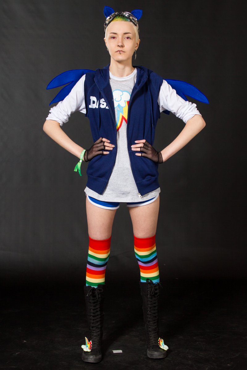 desu-hl-la-008