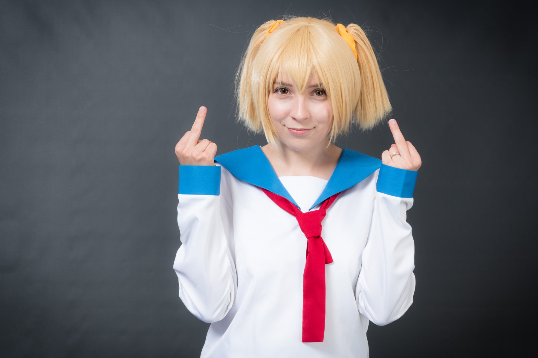 HL-desu-la-150