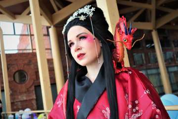 Desucon 2022 » Kisaajakuvat » CCCC - Dragoneri: Fa Mulan