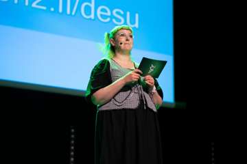 Desucon (2025) » Kuvia ohjelmanumeroista » AMV-kilpailut