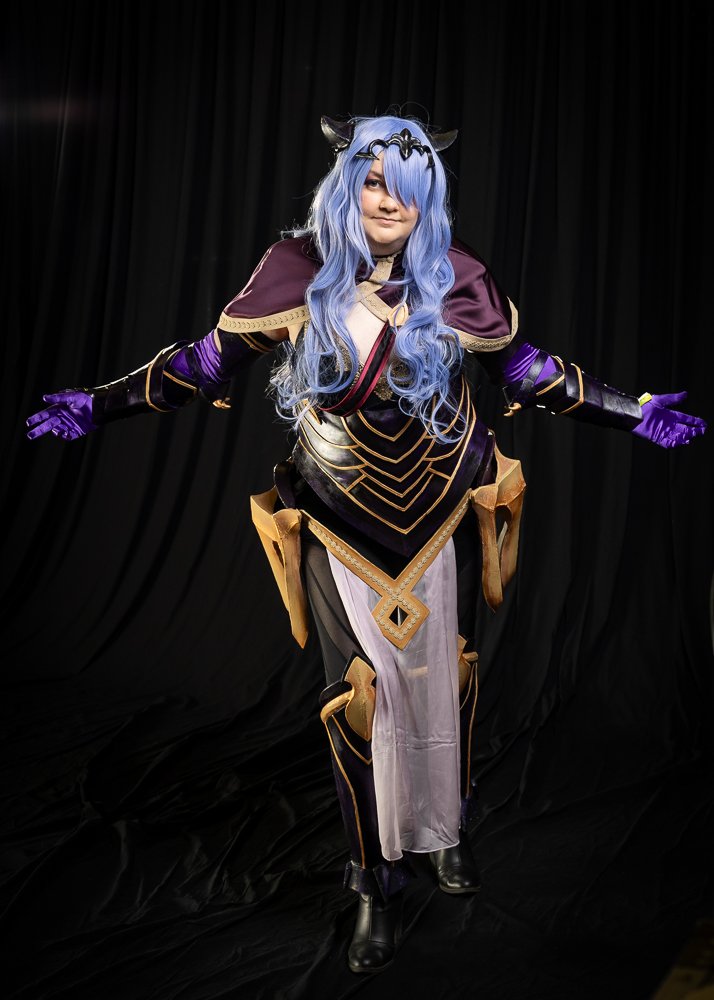 17_desucon2026_hallcosplay_emmijokilahti_03
