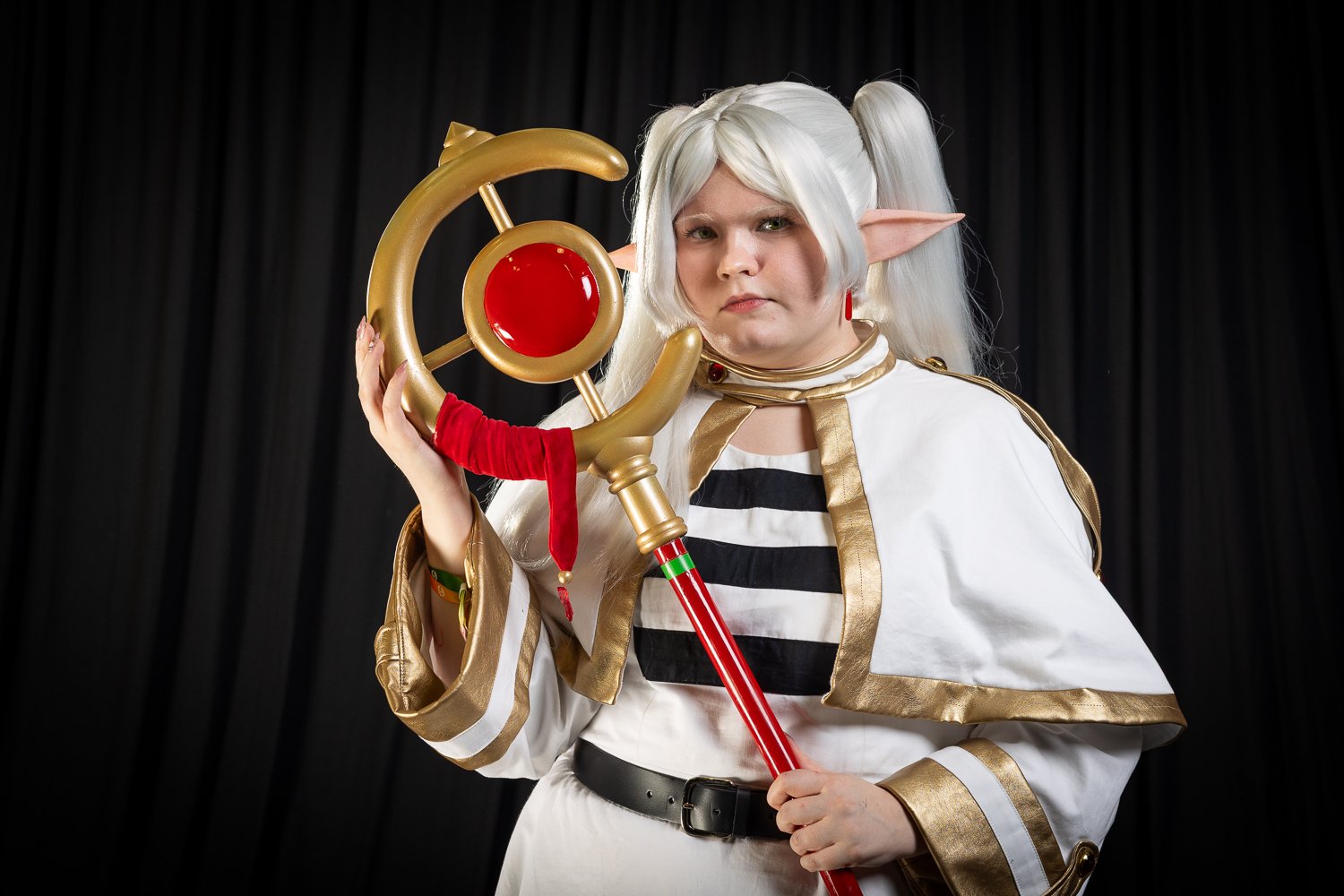 20_desucon2026_hallcosplay_emmijokilahti_04