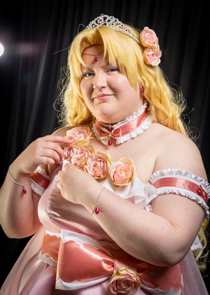 23_desucon2026_hallcosplay_emmijokilahti_06