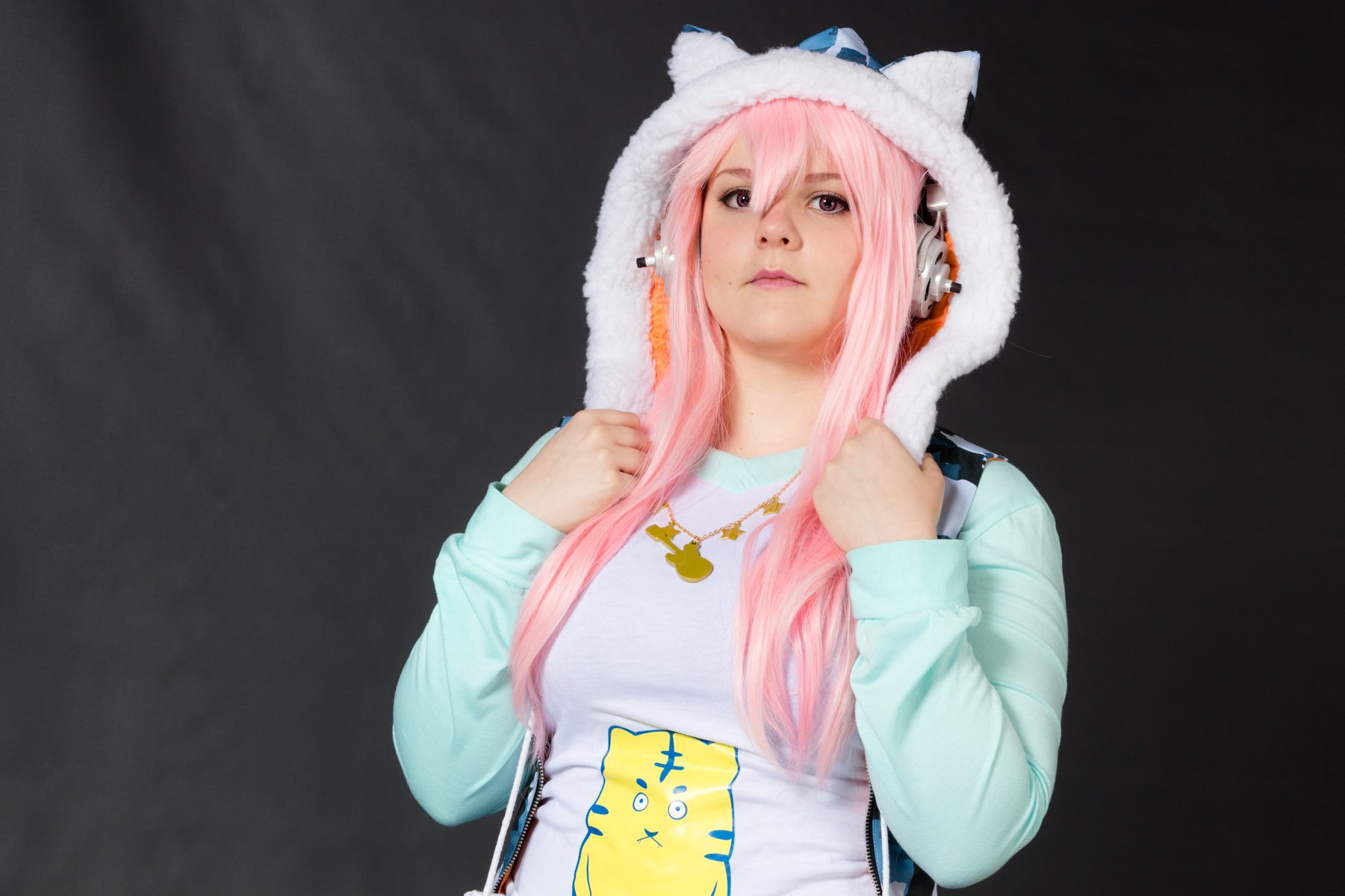 desu-la-kuiva-hl-201