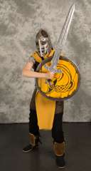 Finncon_2016_-_Kisaaja_14_-_Kerttu_Vahanen2C_Whiterun_Guard2C_Skyrim_2-5