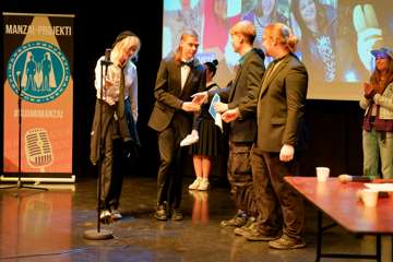 Hypecon 2026 » Kuvia ohjelmanumeroista » Manzai-kilpailu