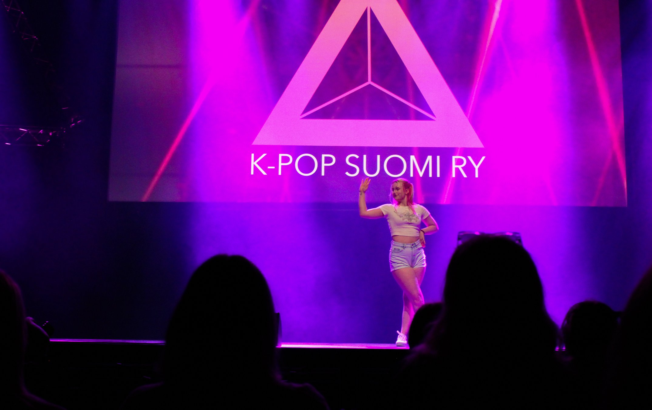 Kcon-052