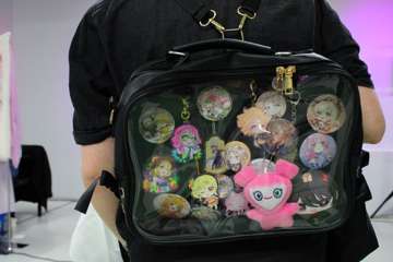 Kcon-082
