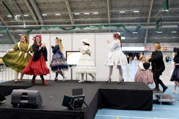 Kotae Expo 2024 » Kuvia ohjelmanumeroista » Lolitayhteisön muotinäytös