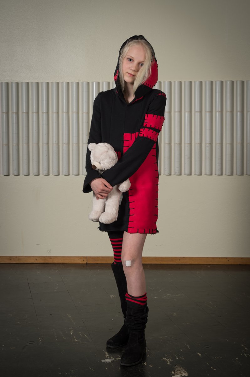 KES_1704