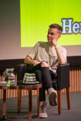 Popcult Helsinki 2019 » Yleis- ja ohjelmakuvat » Herbalisti ja ZoneVD – Santtu Pajukanta