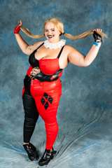250726_Ropecon26_kuvausseinä_klo15-18_JackyLaw_367