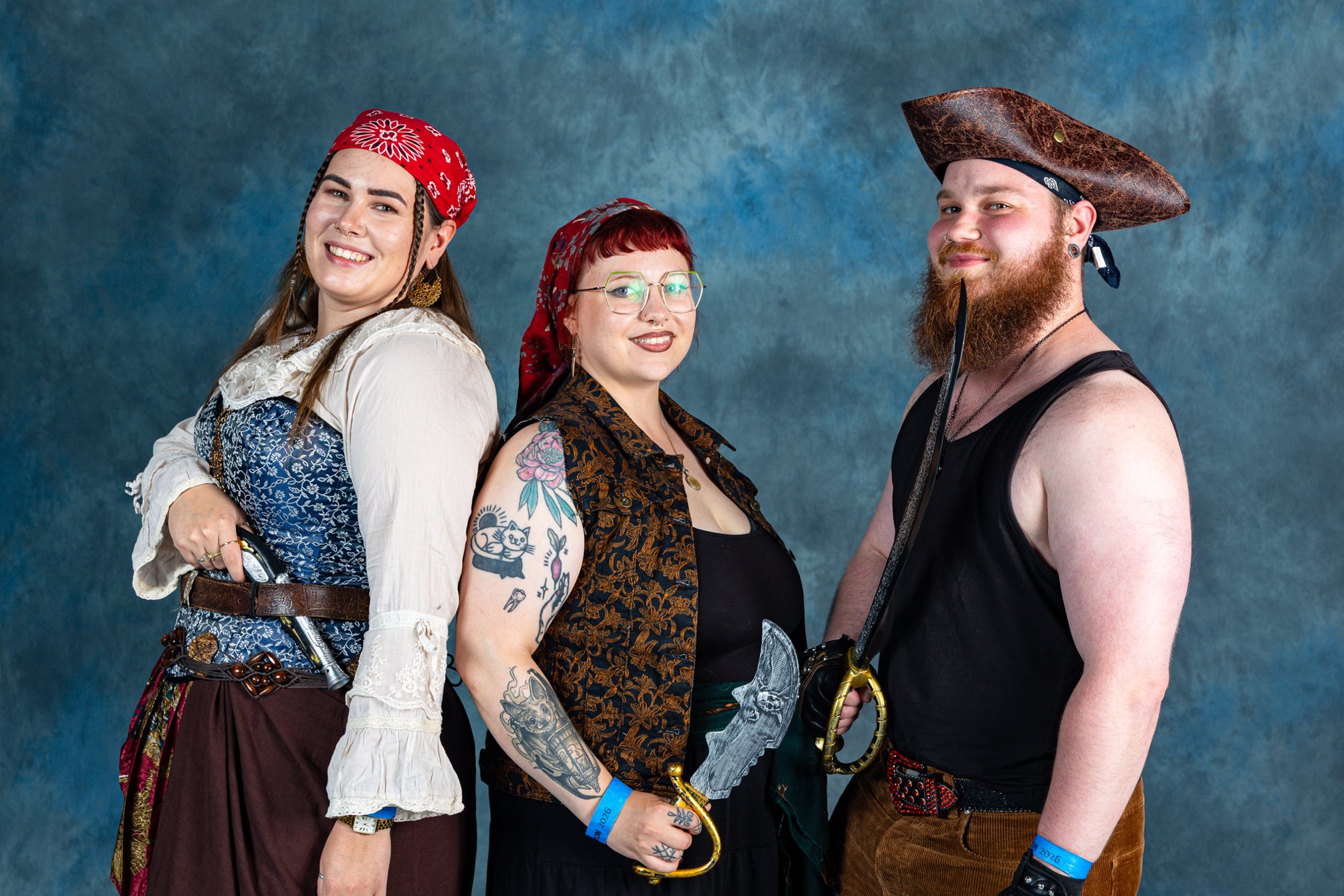 250726_Ropecon26_kuvausseinä_klo15-18_JackyLaw_405