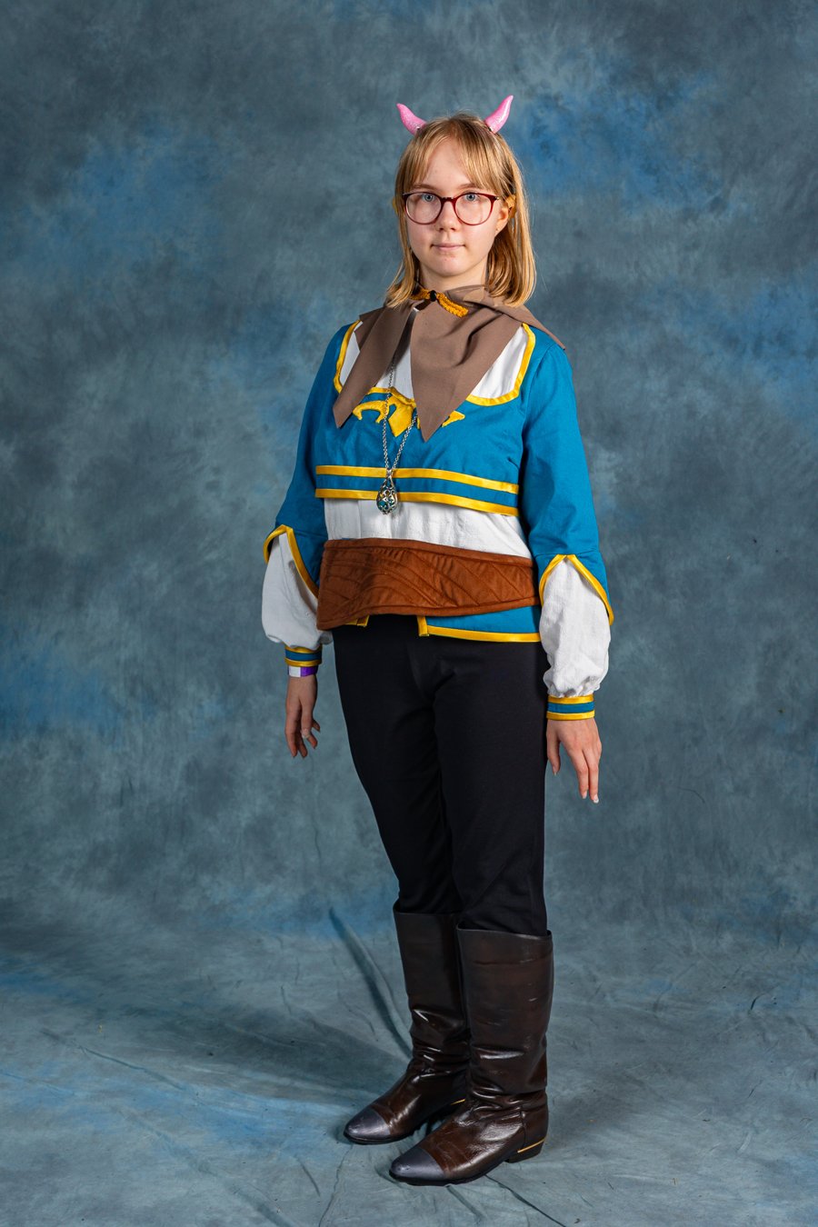 250726_Ropecon26_kuvausseinä_klo15-18_JackyLaw_95