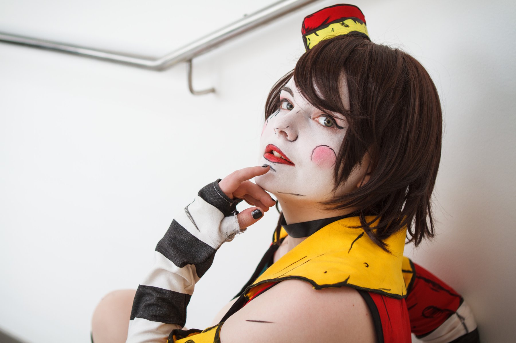 moon-moxxi-i-005