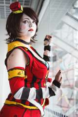 moon-moxxi-i-017