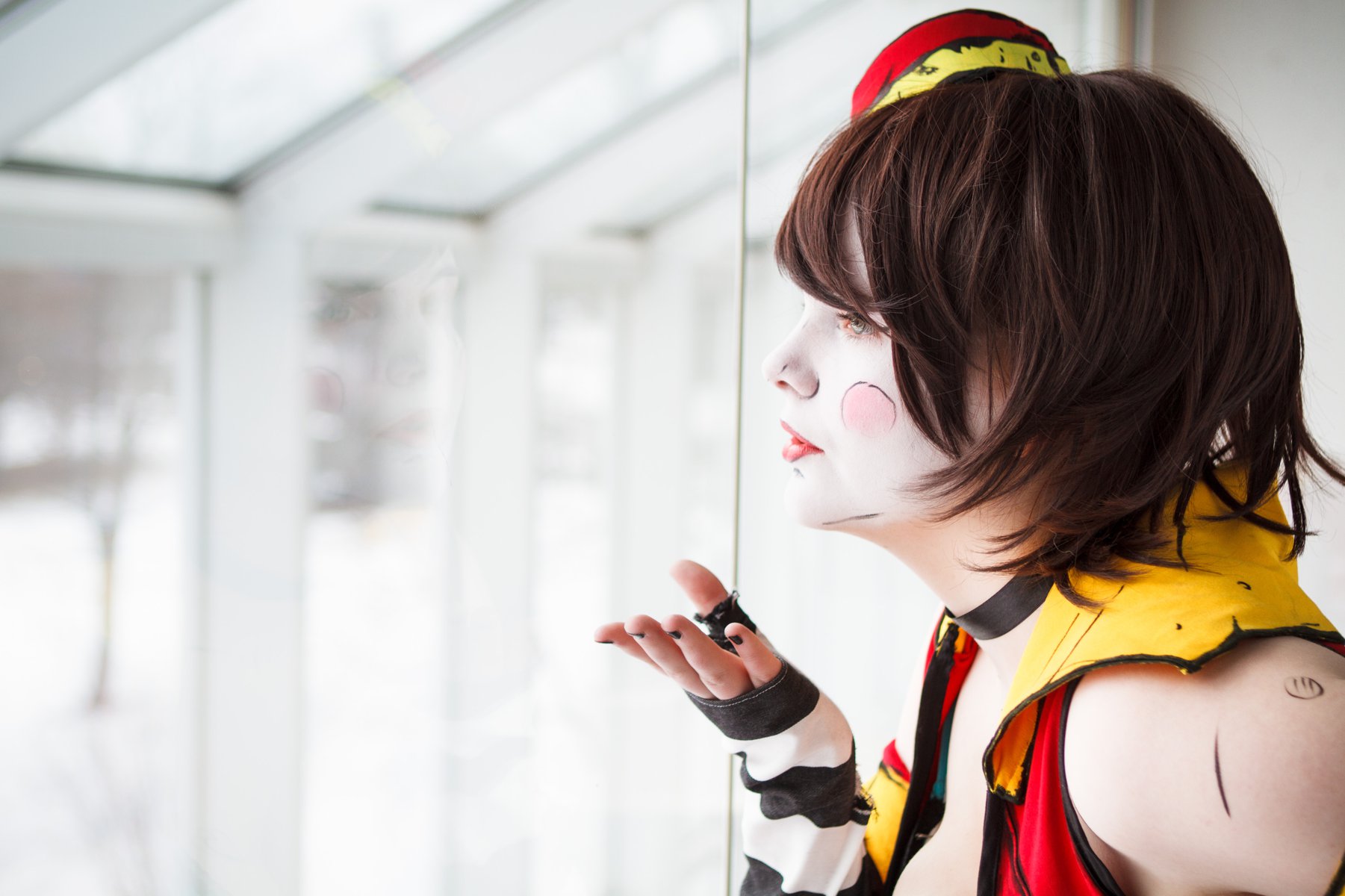 moon-moxxi-i-019