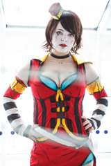 moon-moxxi-i-023