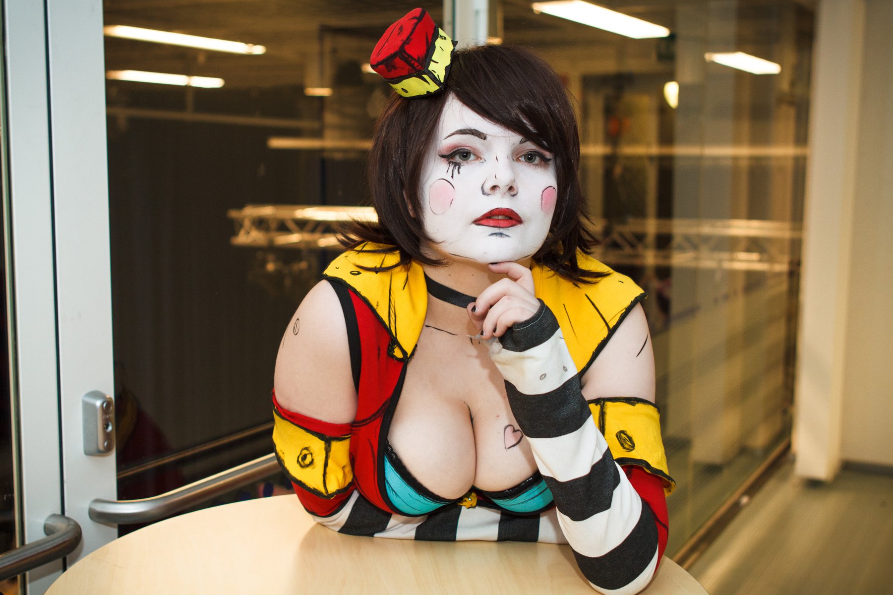 moon-moxxi-i-026