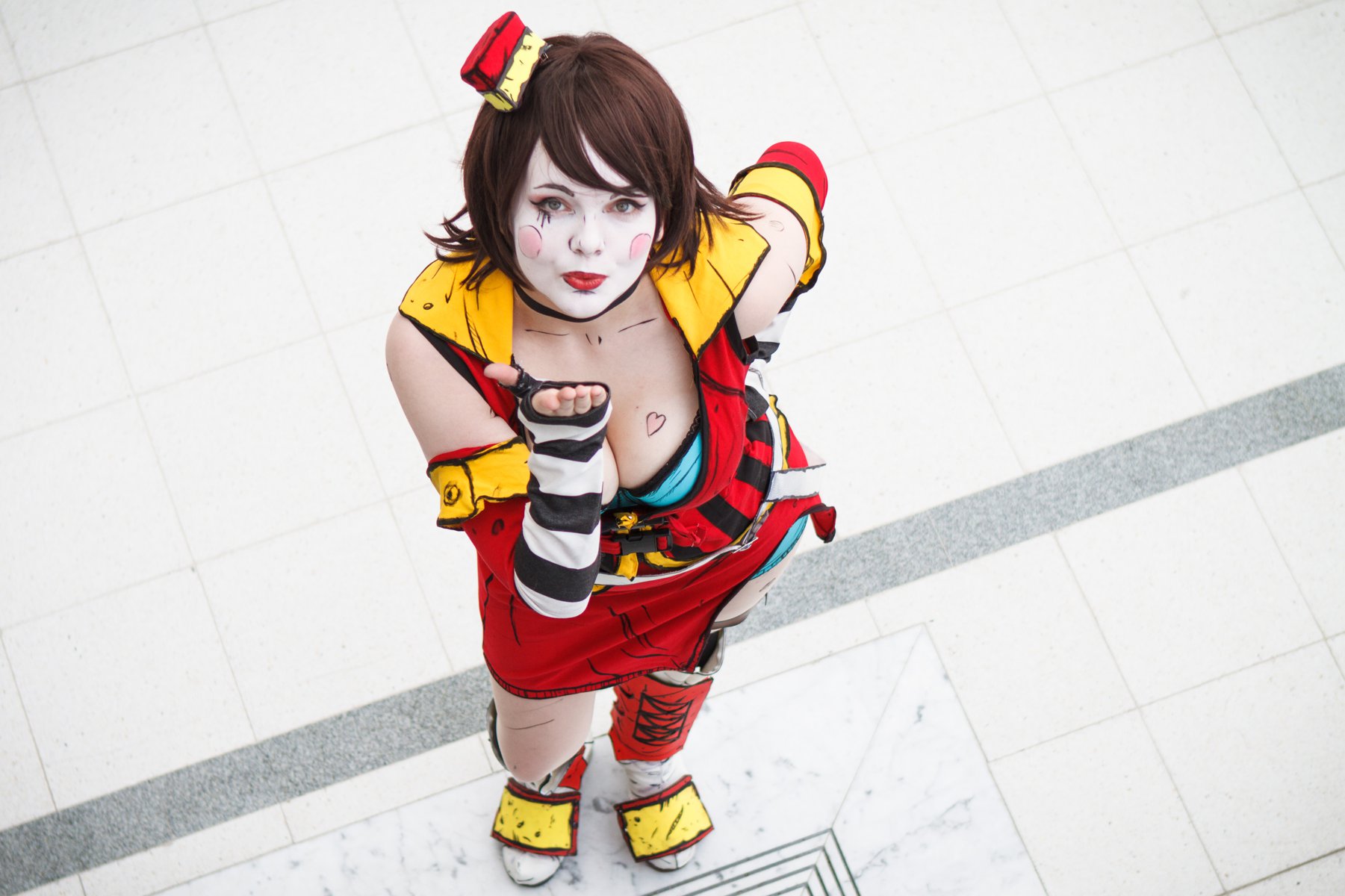 moon-moxxi-i-029