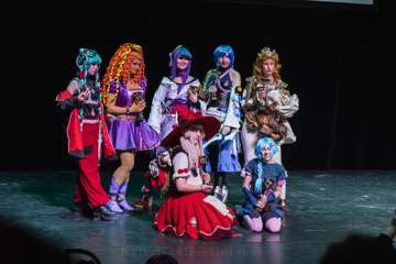 Tampere Kuplii ja Sarjakuva-Finlandia 2025 » Kuvia ohjelmanumeroista » Cosplay-kisa