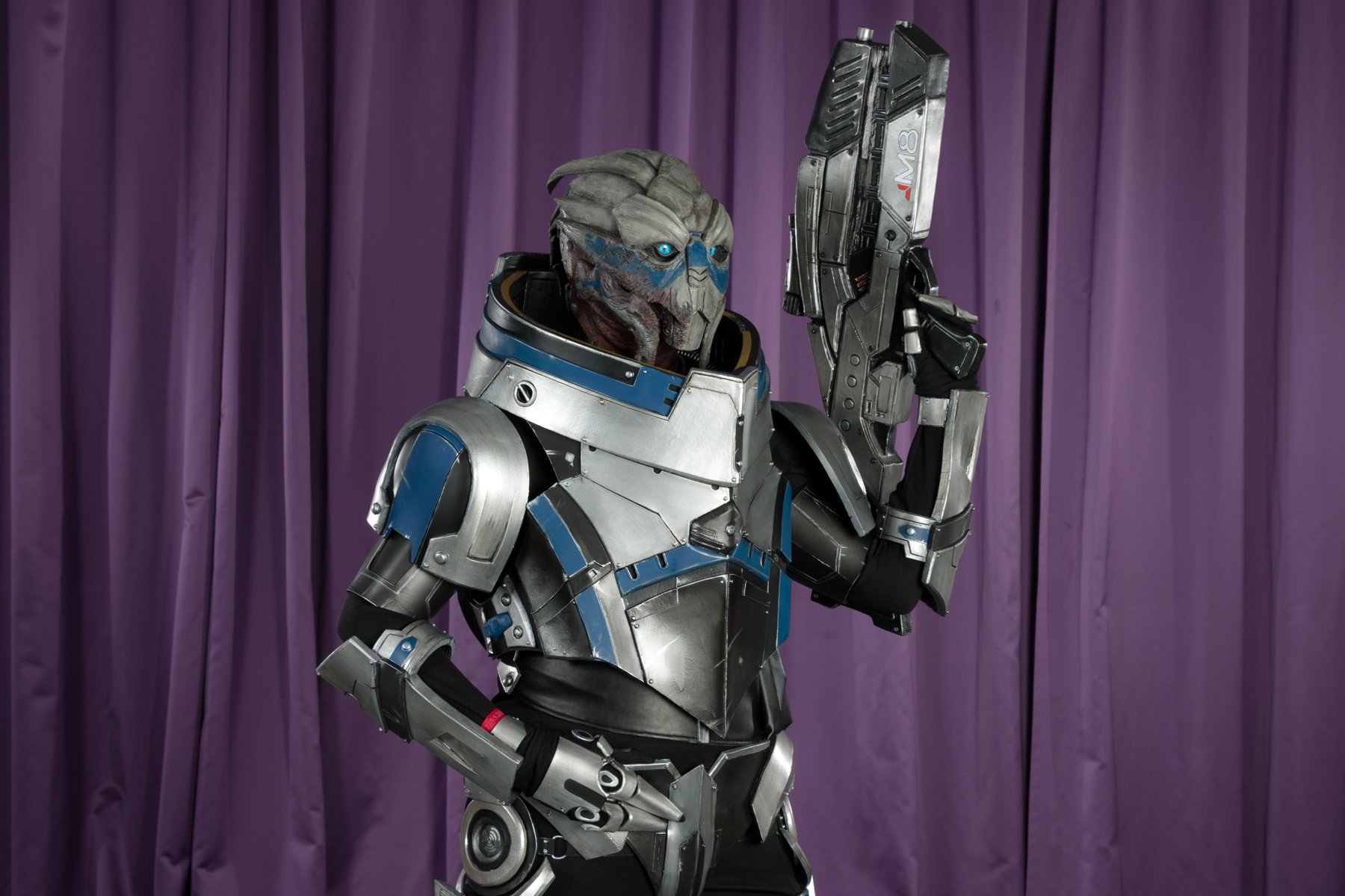 hall-cosplay-61-003