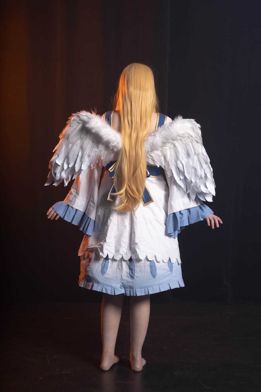 23