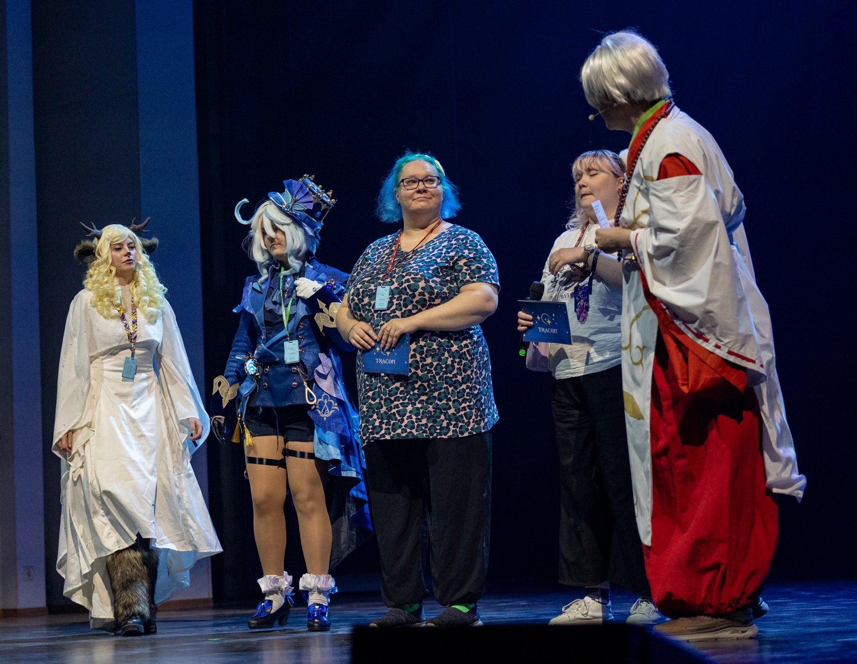 Tracon Sunnuntai AMV Saako introa äänestää & AMV Show - Wezaap-7
