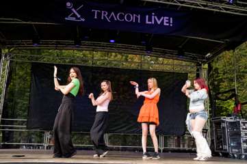 TRA05406-ChapterOne_BrokenScreen_2026_Tracon2026_emilmeemu_no_69