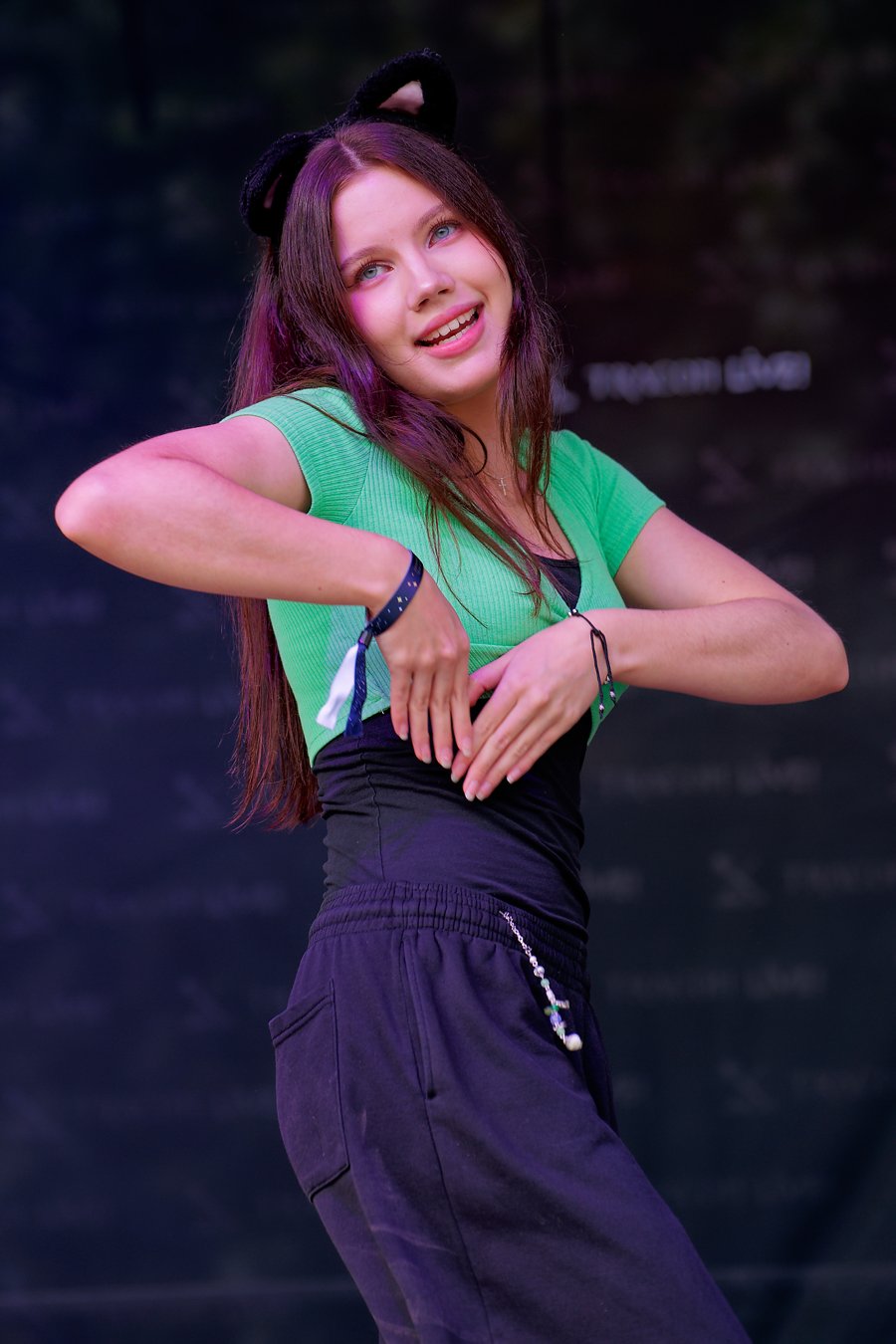 26090512114930