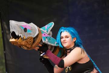 TRA05946-Cosplay_Catwalk_Tracon2026_emilmeemu_no_152