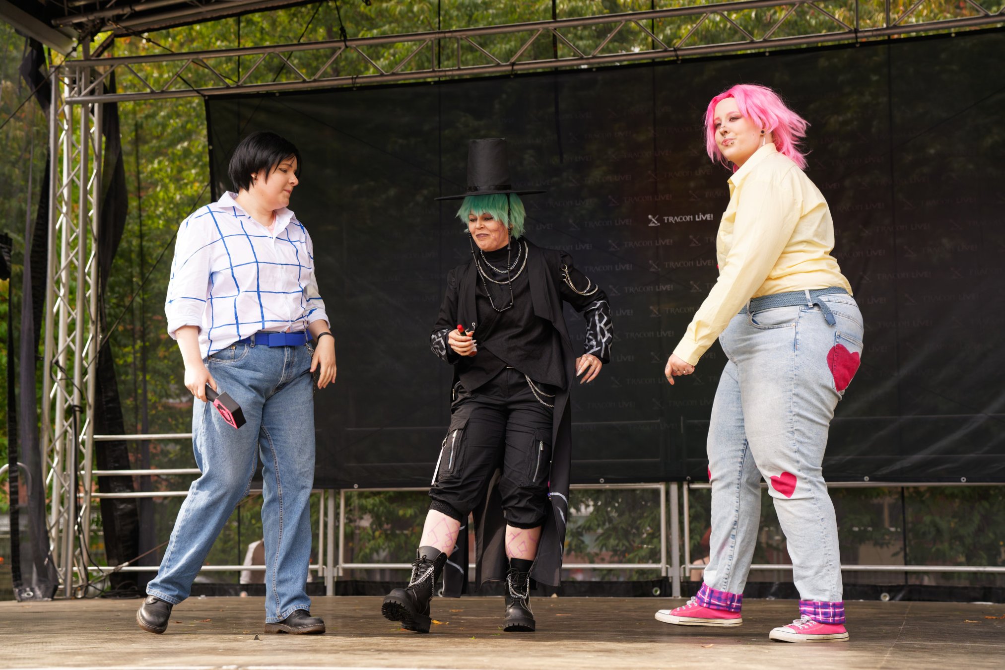 TRA06048-Cosplay_Catwalk_Tracon2026_emilmeemu_no_201