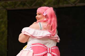 TRA06073-Cosplay_Catwalk_Tracon2026_emilmeemu_no_215