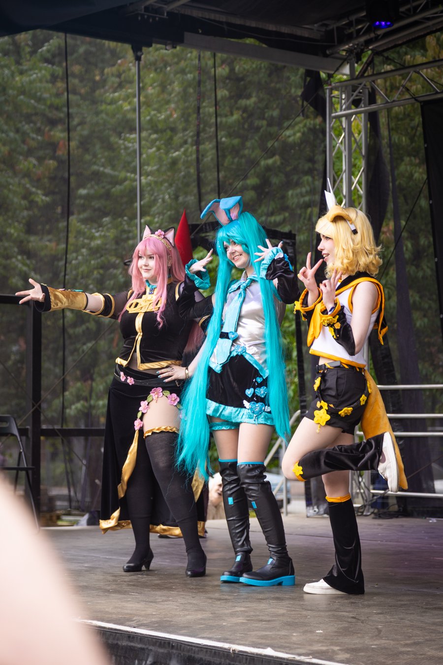 tracon2026_cosplaycatwalk_emmijokilahti_04