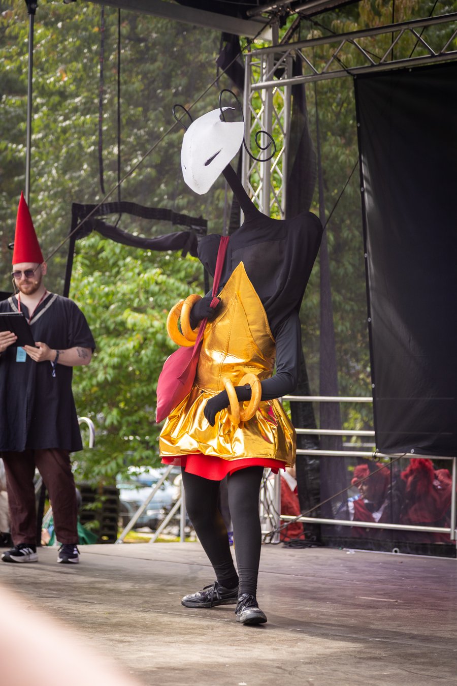 tracon2026_cosplaycatwalk_emmijokilahti_44