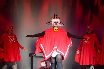 TRA01282-Sunnuntai_Cosplay_Tracon2026_emilmeemu_no_336