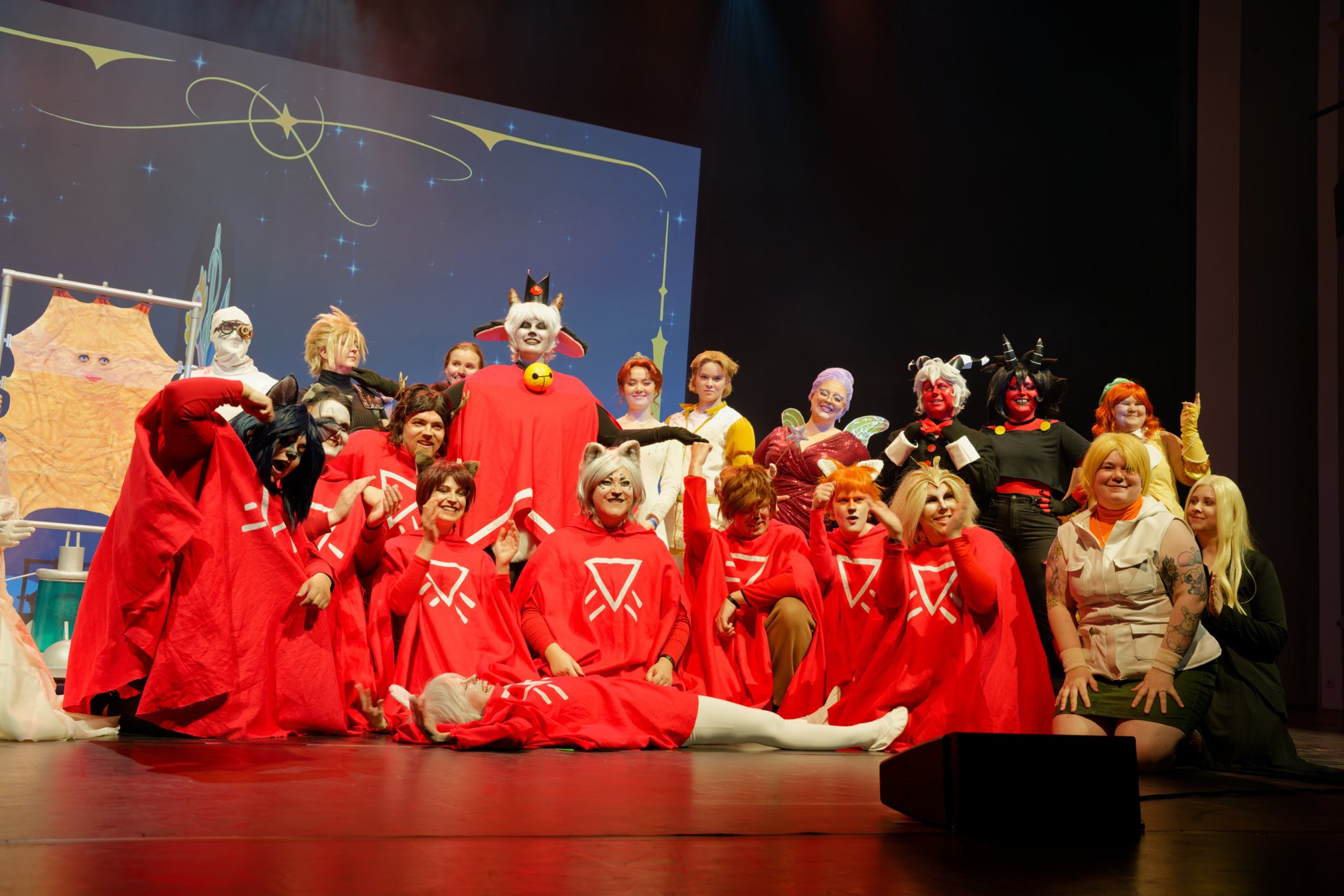 TRA01370-Sunnuntai_Cosplay_Tracon2026_emilmeemu_no_385