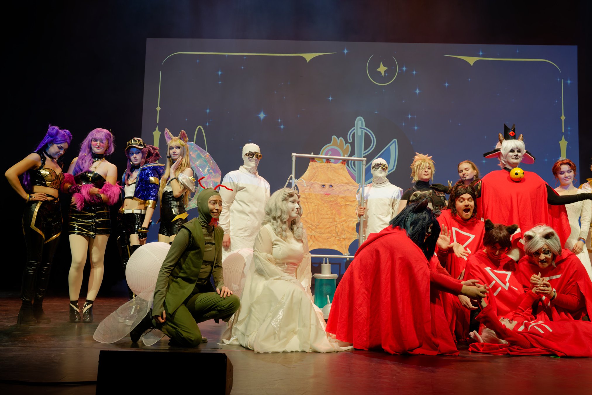 TRA01383-Sunnuntai_Cosplay_Tracon2026_emilmeemu_no_390