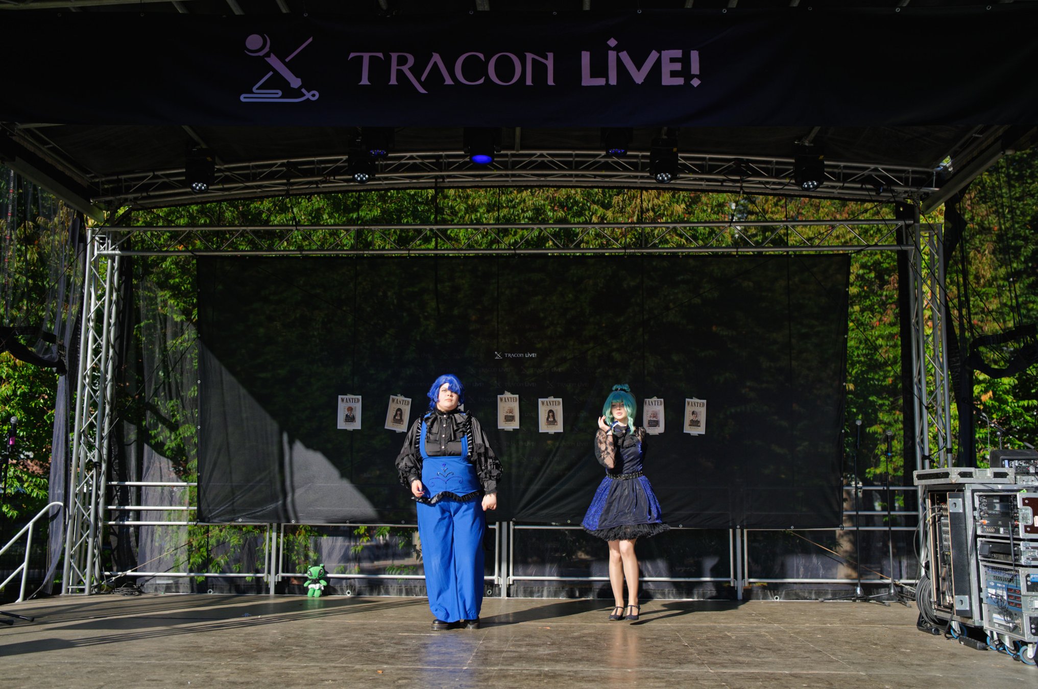 TRA04405-Nightfall-Gala-ENCHANTIC-BEATS_2026_Tracon2026_emilmeemu_no_160
