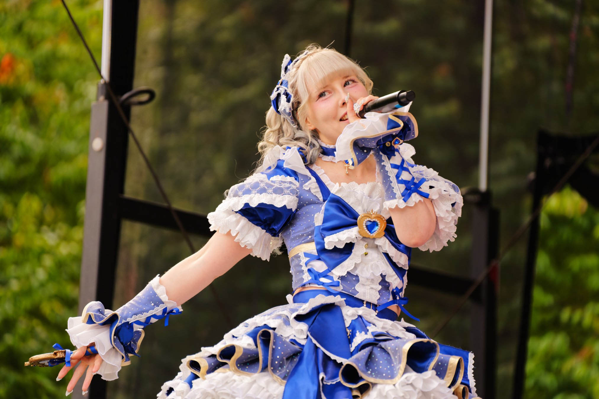 TRA06307-Prismatic_Monochrome_Tracon2026_emilmeemu_no_82