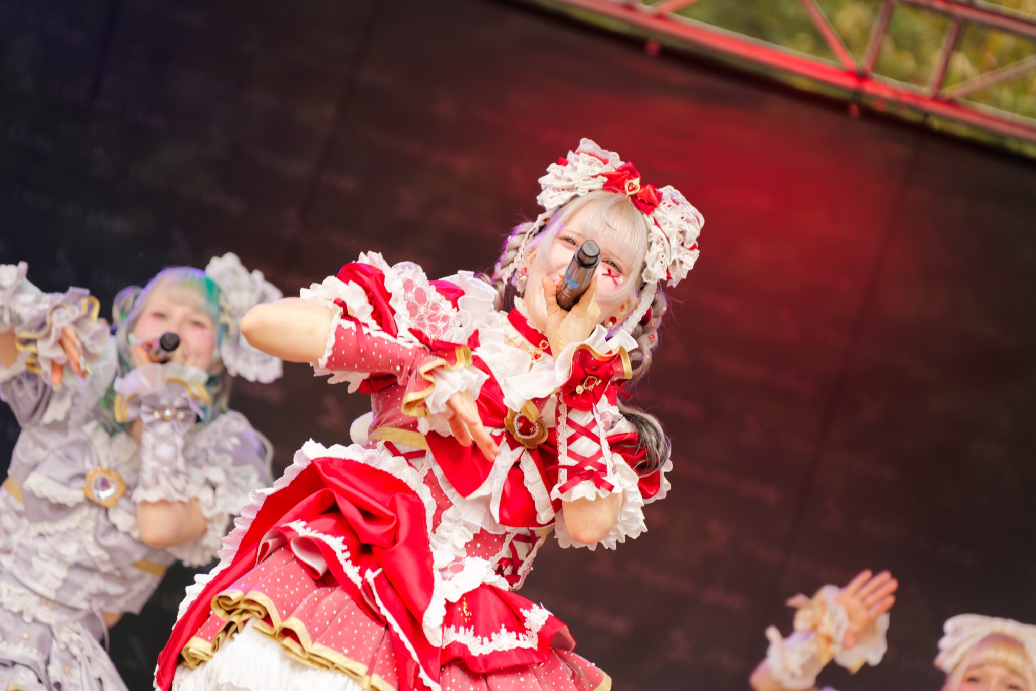 TRA06395-Prismatic_Monochrome_Tracon2026_emilmeemu_no_128