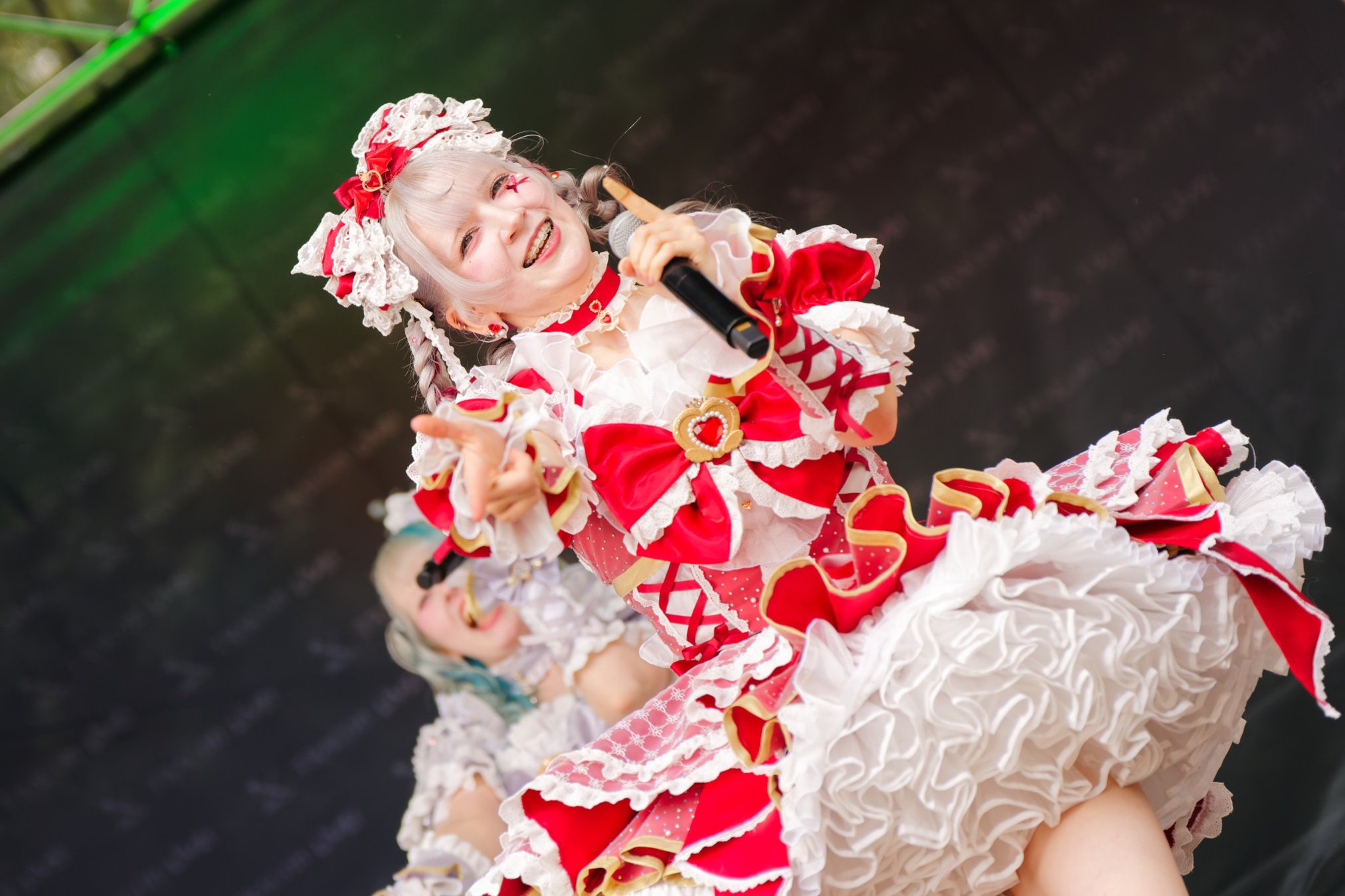 TRA06396-Prismatic_Monochrome_Tracon2026_emilmeemu_no_129