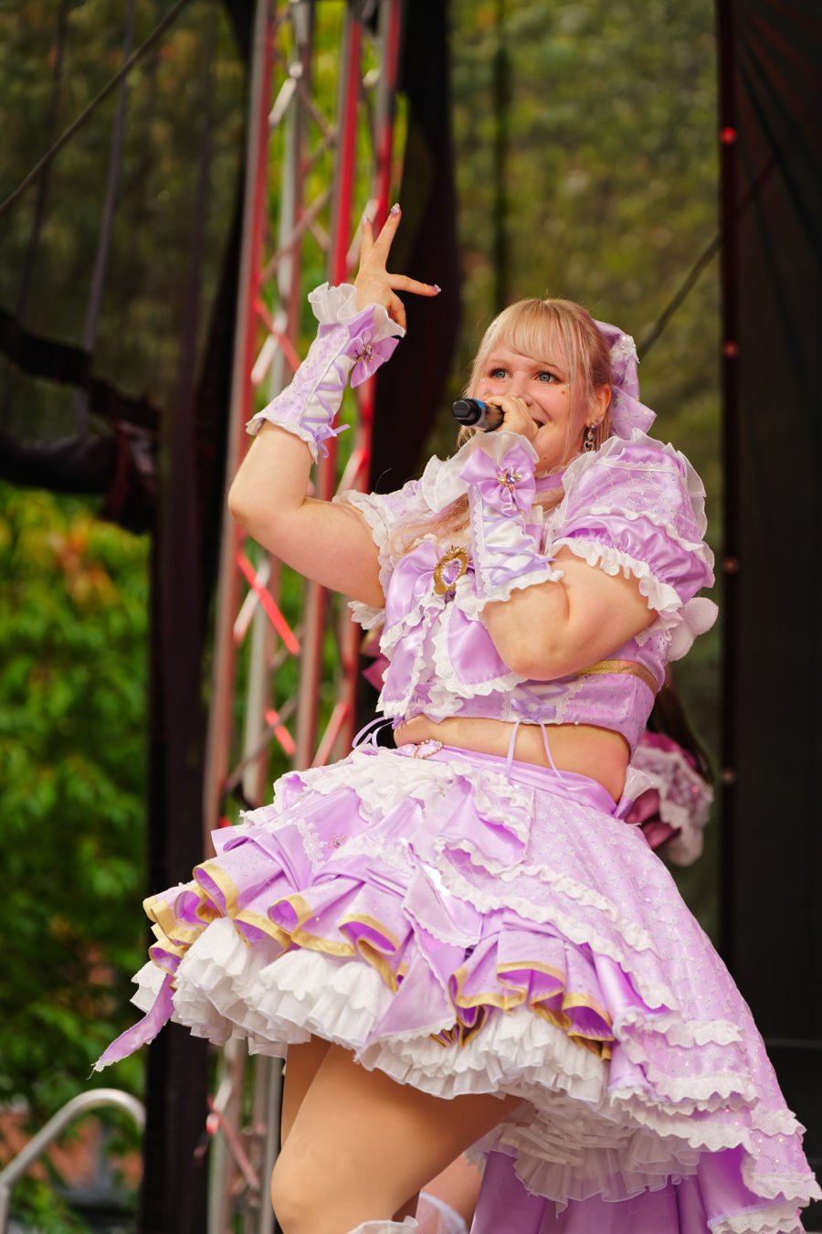 TRA06693-Prismatic_Monochrome_Tracon2026_emilmeemu_no_258