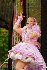 TRA06693-Prismatic_Monochrome_Tracon2026_emilmeemu_no_258