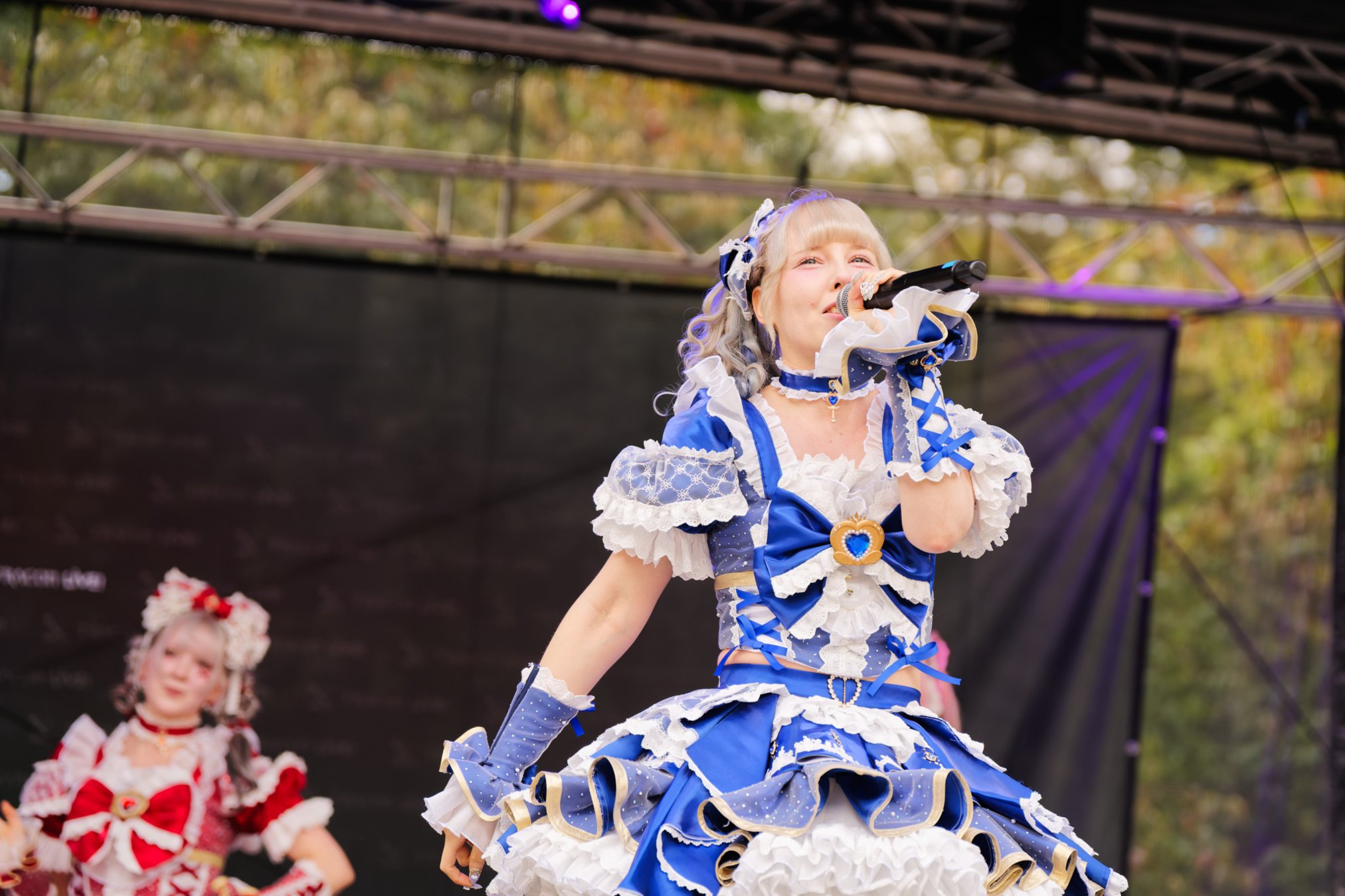TRA06734-Prismatic_Monochrome_Tracon2026_emilmeemu_no_283