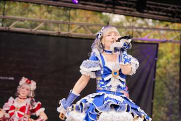 TRA06734-Prismatic_Monochrome_Tracon2026_emilmeemu_no_283