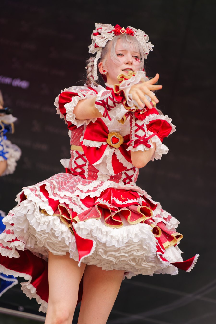 TRA06747-Prismatic_Monochrome_Tracon2026_emilmeemu_no_288