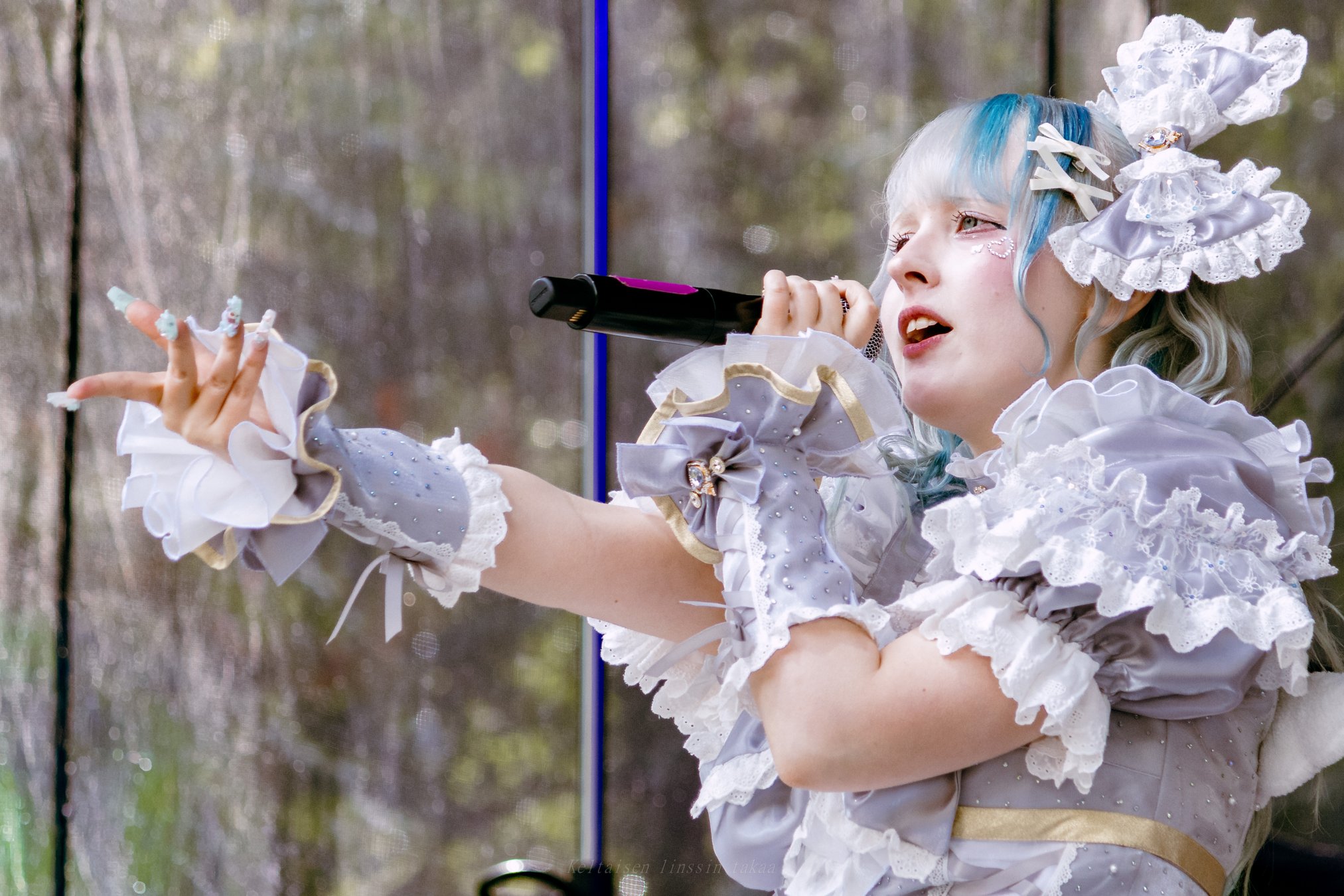 5.9_Prismatic_Monochrome-13